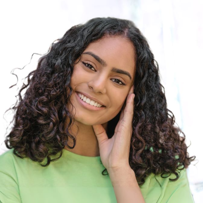 Celebrate Mom with 8-Oil Blend: Rosemary Scalp Care for Curly Hair