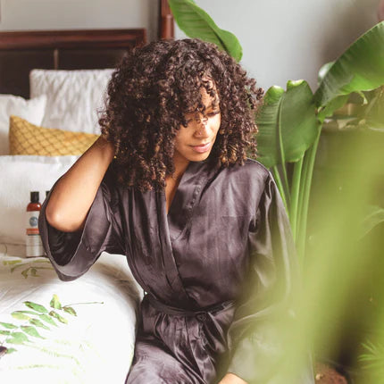 How Do You Make Refresh Spray For Curly Hair?