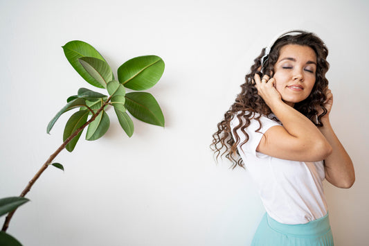 Why Hair Milk is the Ideal Leave-in Option for Every Curly Hair Routine